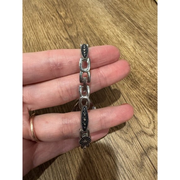 Cote D'Azur Women's Watch Silver Tone Band Crystal Bezel 24mm New Battery - Picture 2 of 5